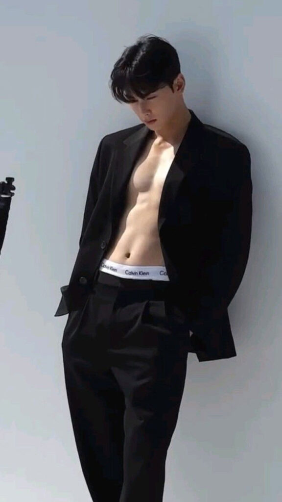 Calvin Klein - Cha Eun-woo
